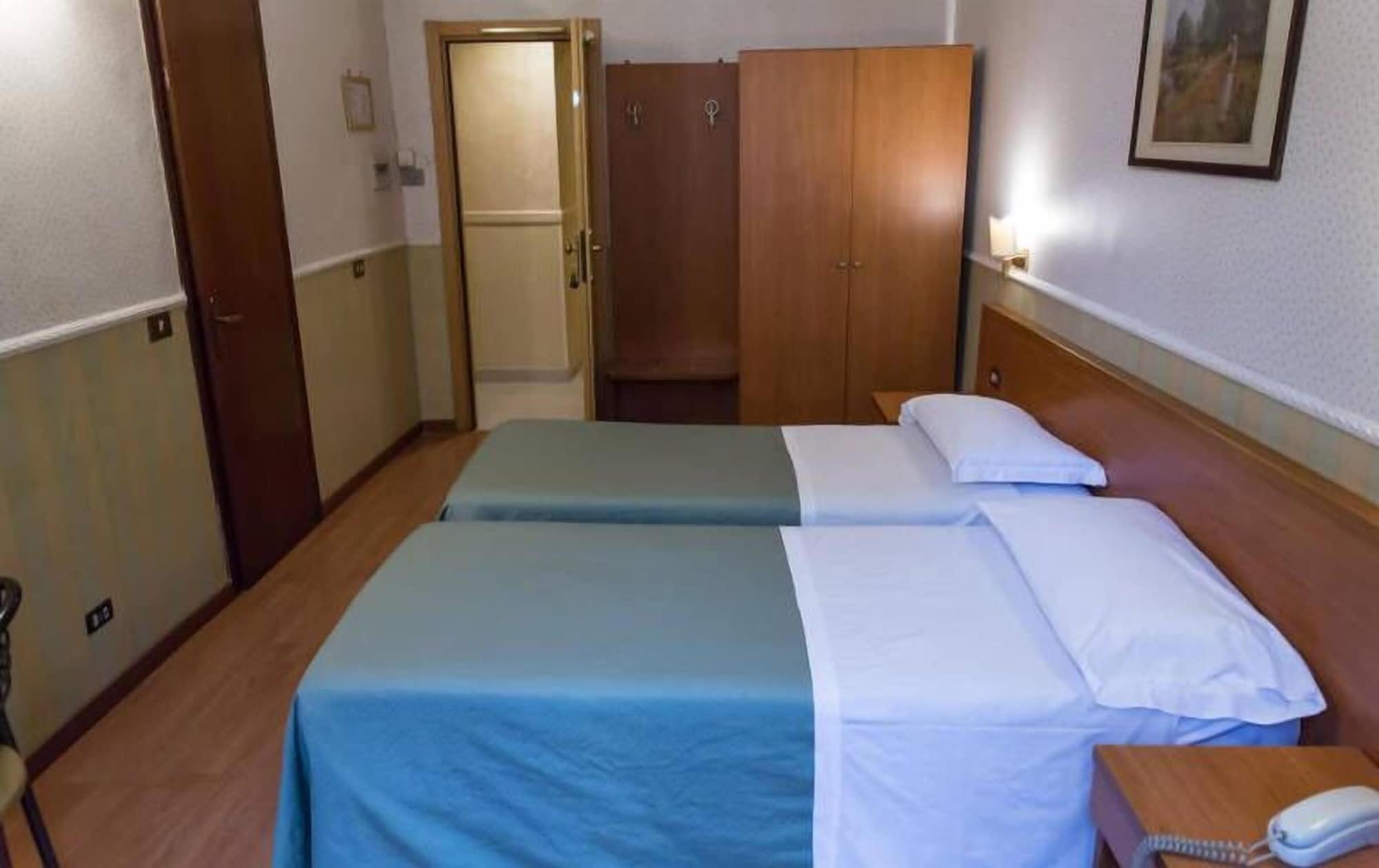 Numa Rome Linea Hotel Bagian luar foto